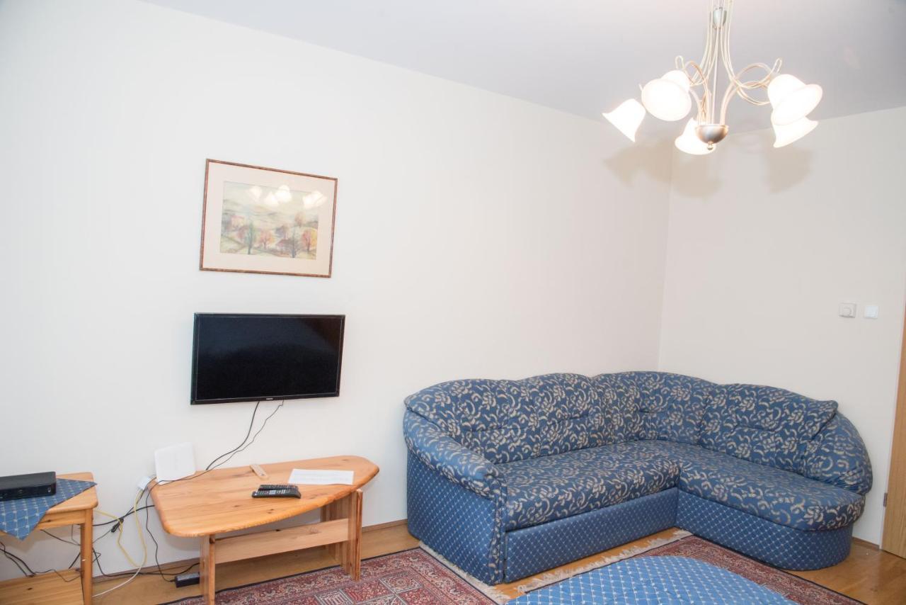 Centrum 2 Apartmanok Heviz Ngoại thất bức ảnh