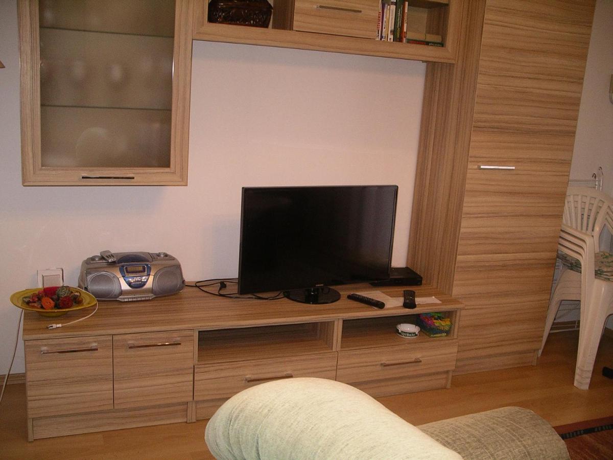 Centrum 2 Apartmanok Heviz Ngoại thất bức ảnh