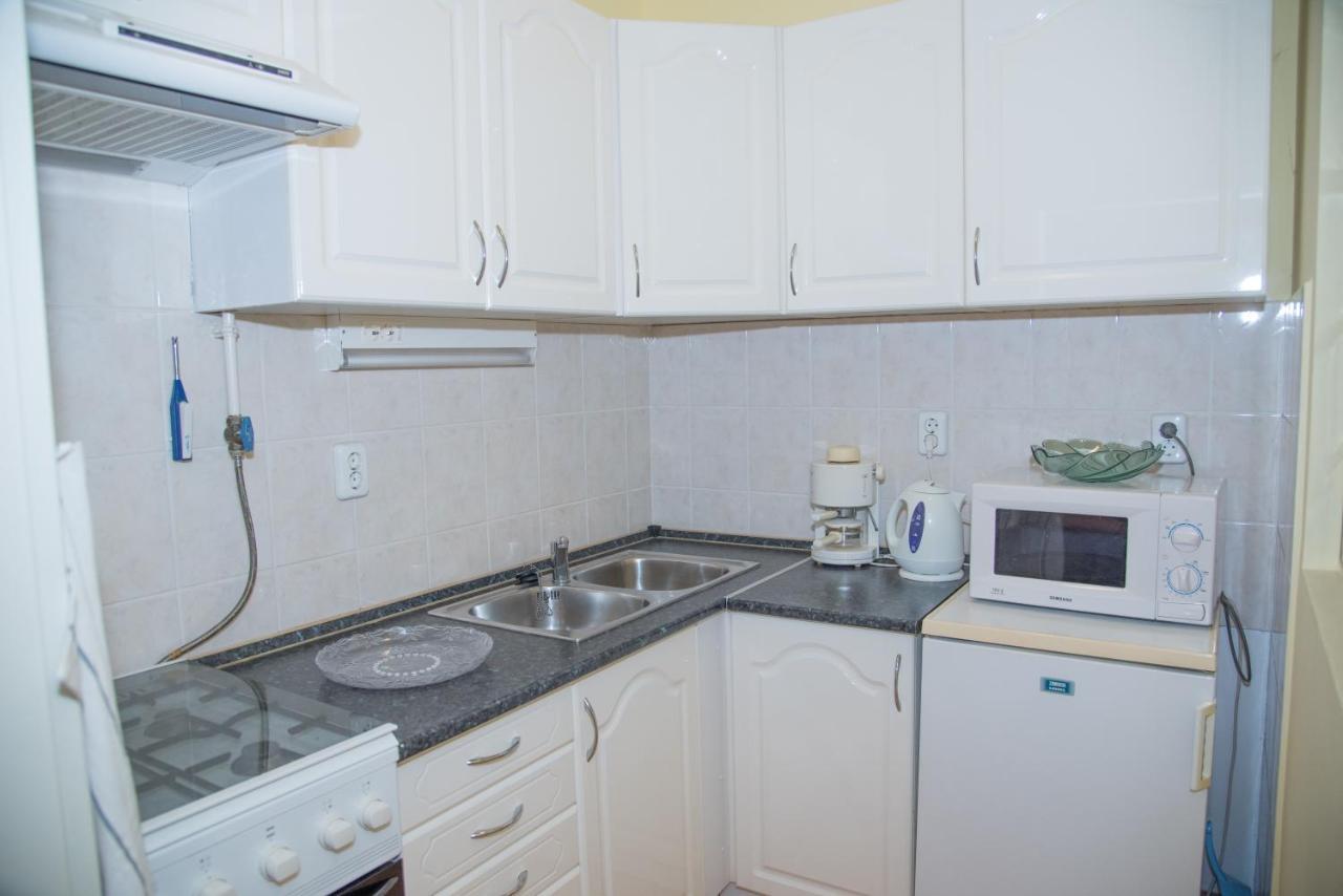 Centrum 2 Apartmanok Heviz Ngoại thất bức ảnh