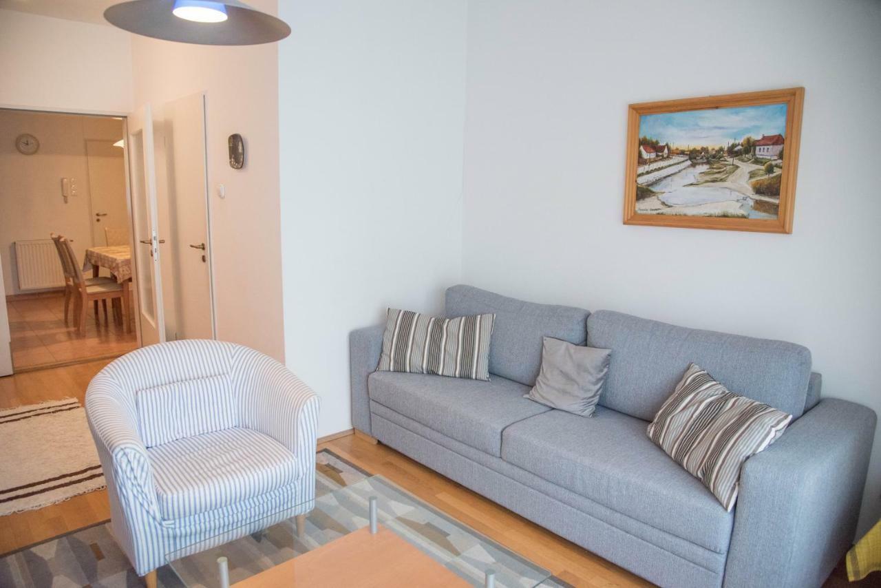 Centrum 2 Apartmanok Heviz Ngoại thất bức ảnh